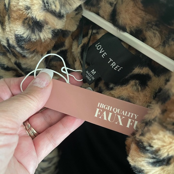 Lovely Leopard Print Faux Fur Womans Jacket Coat - Picture 5 of 7